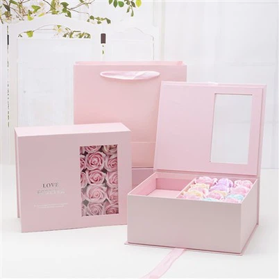 Duże spersonalizowane pudełko na pamiątki